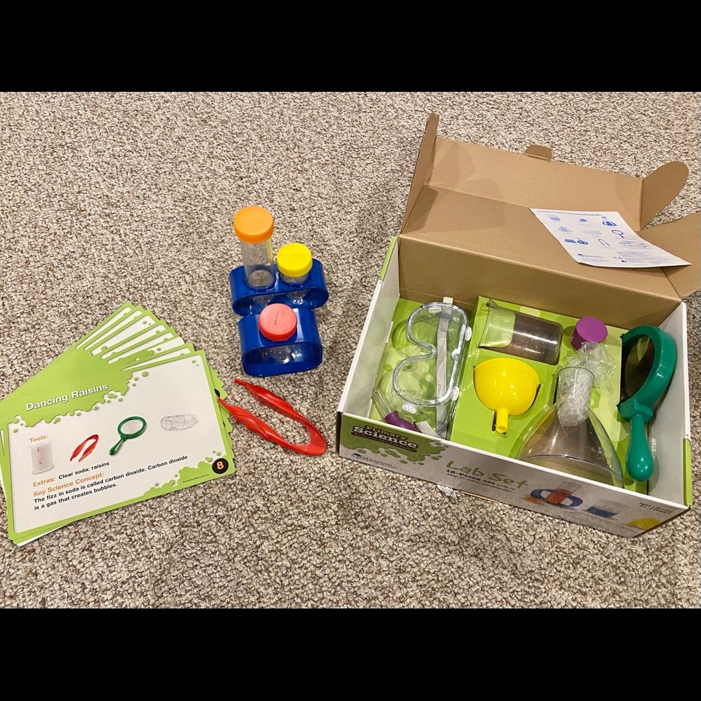 Primary Science Lab Set - Picture 2 of 4
